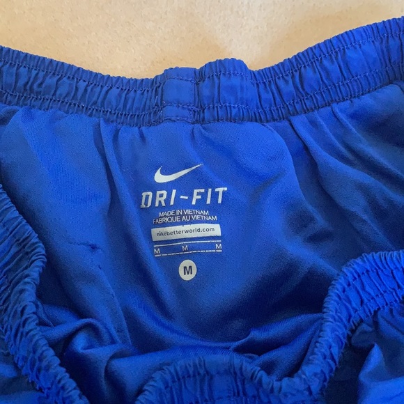 Nike Running Shorts - Picture 2 of 2